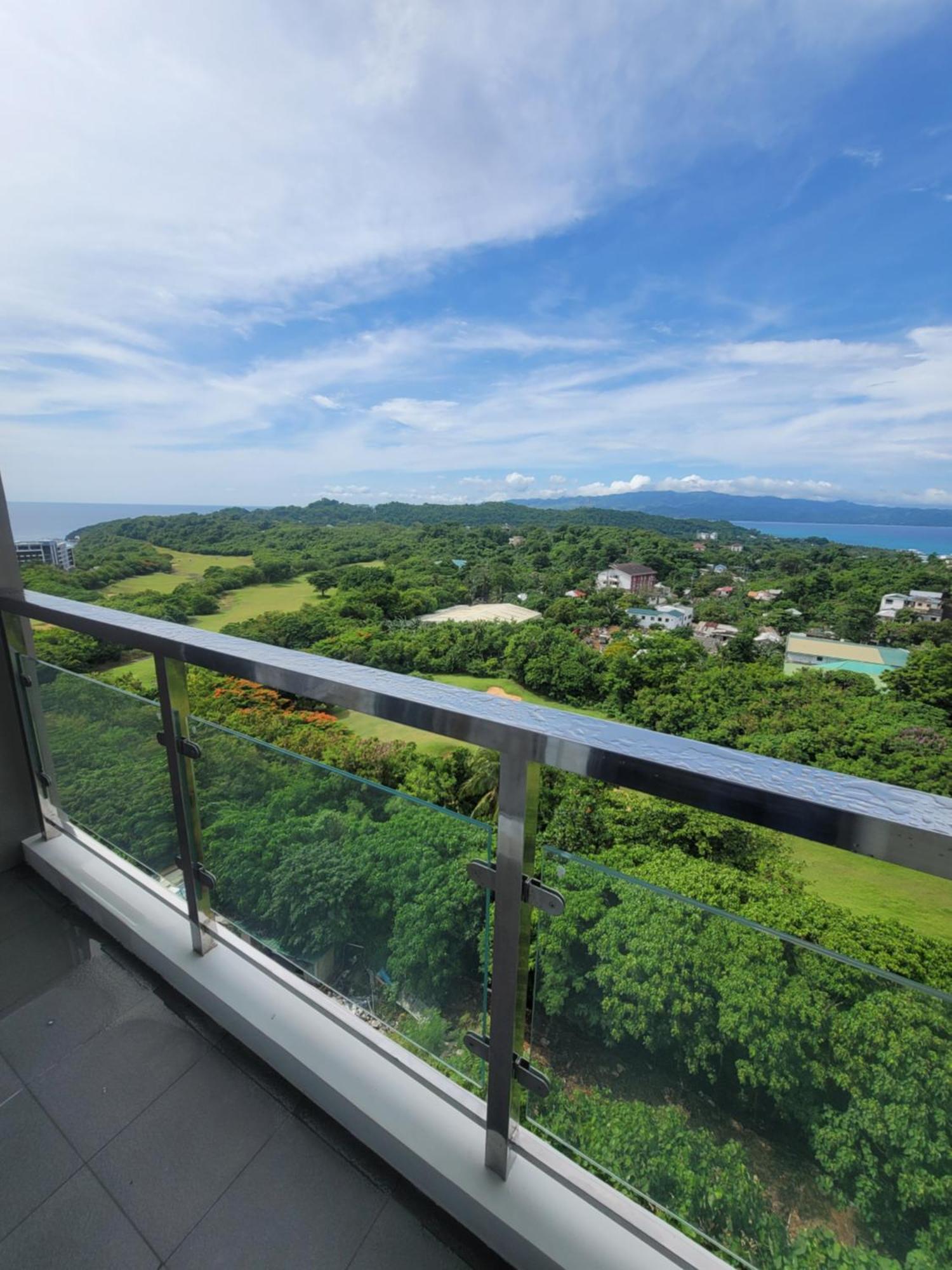 Newcoast Boracay Floor View * Yapak